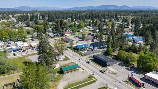 COMMERCIAL SPACE FOR LEASE – Spirit Lake