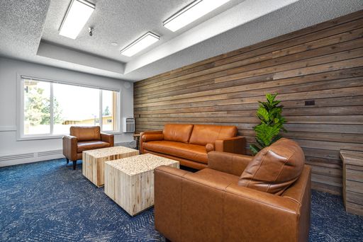 1 Bed 1 Bath with Great Views in an Awesome Complex!! – photo 1