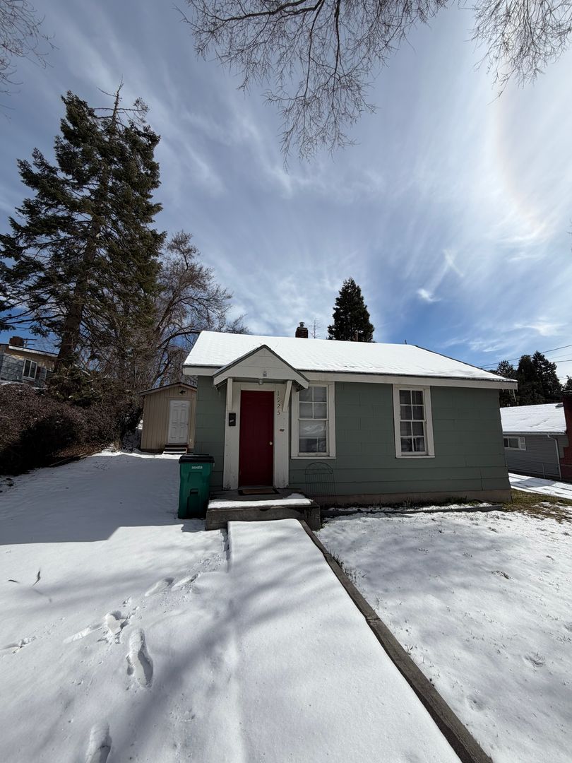 Klamath Falls House: 1925 Siskiyou