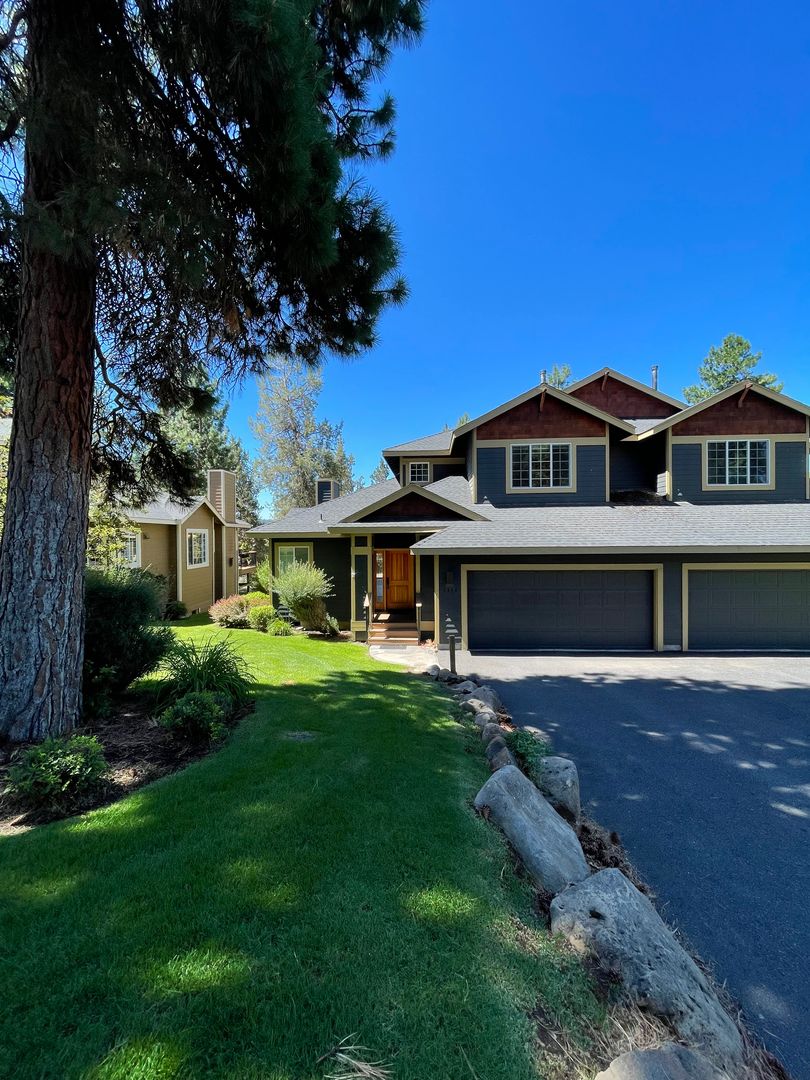 Spacious 3-Bed Home with Private Baths