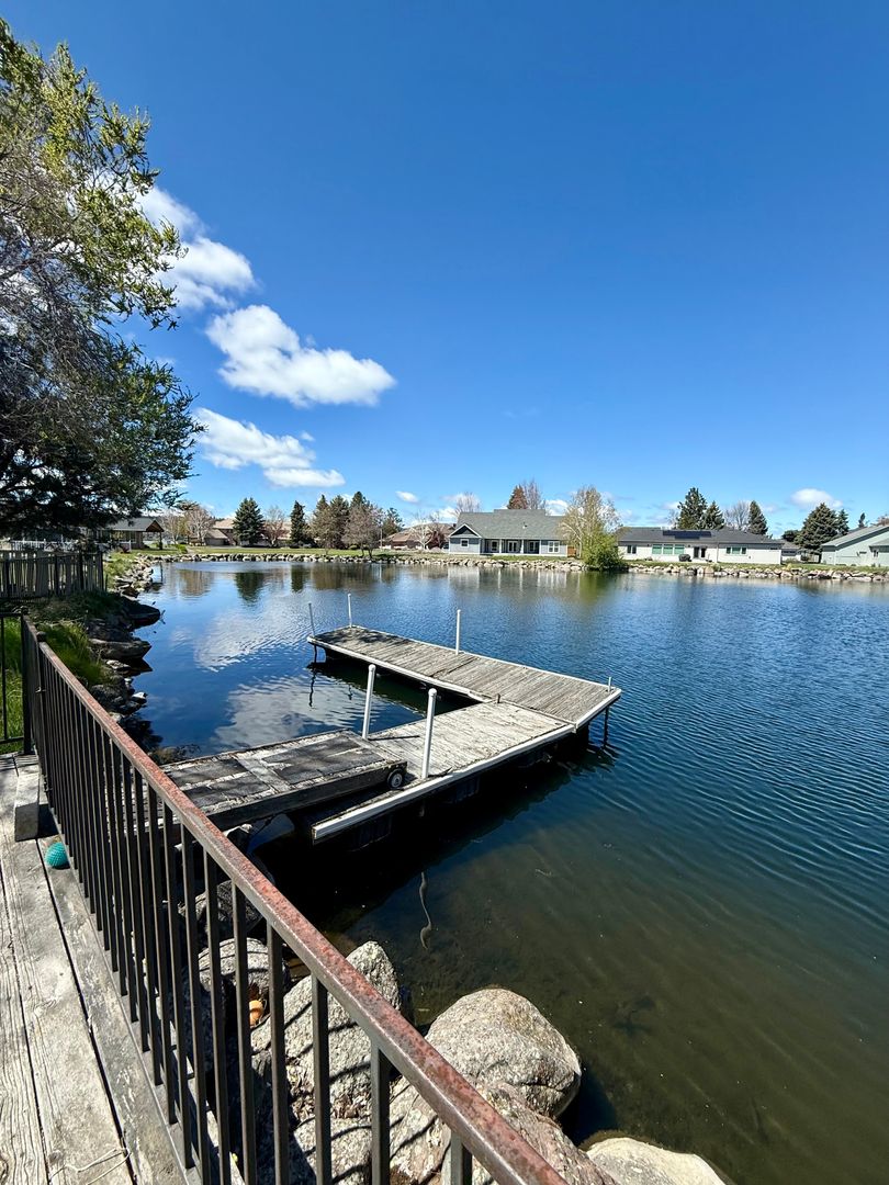 Klamath Falls House: 1165 Harbor Isles Blvd