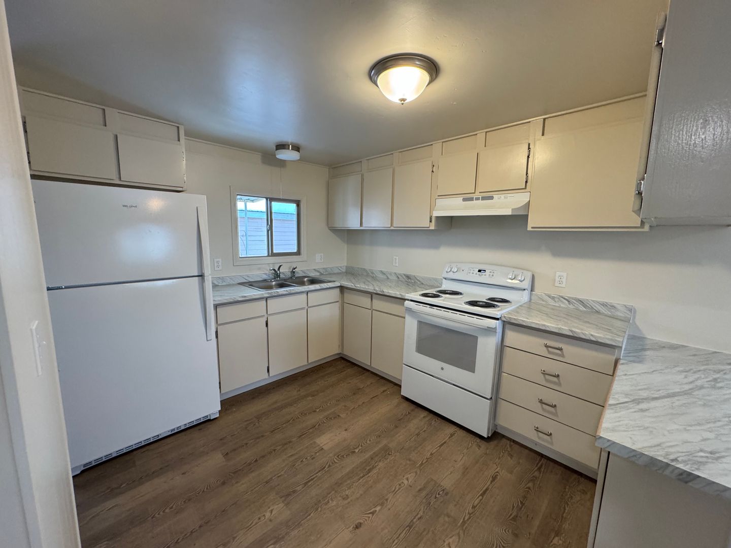 Klamath Falls House: 1543 Dayton