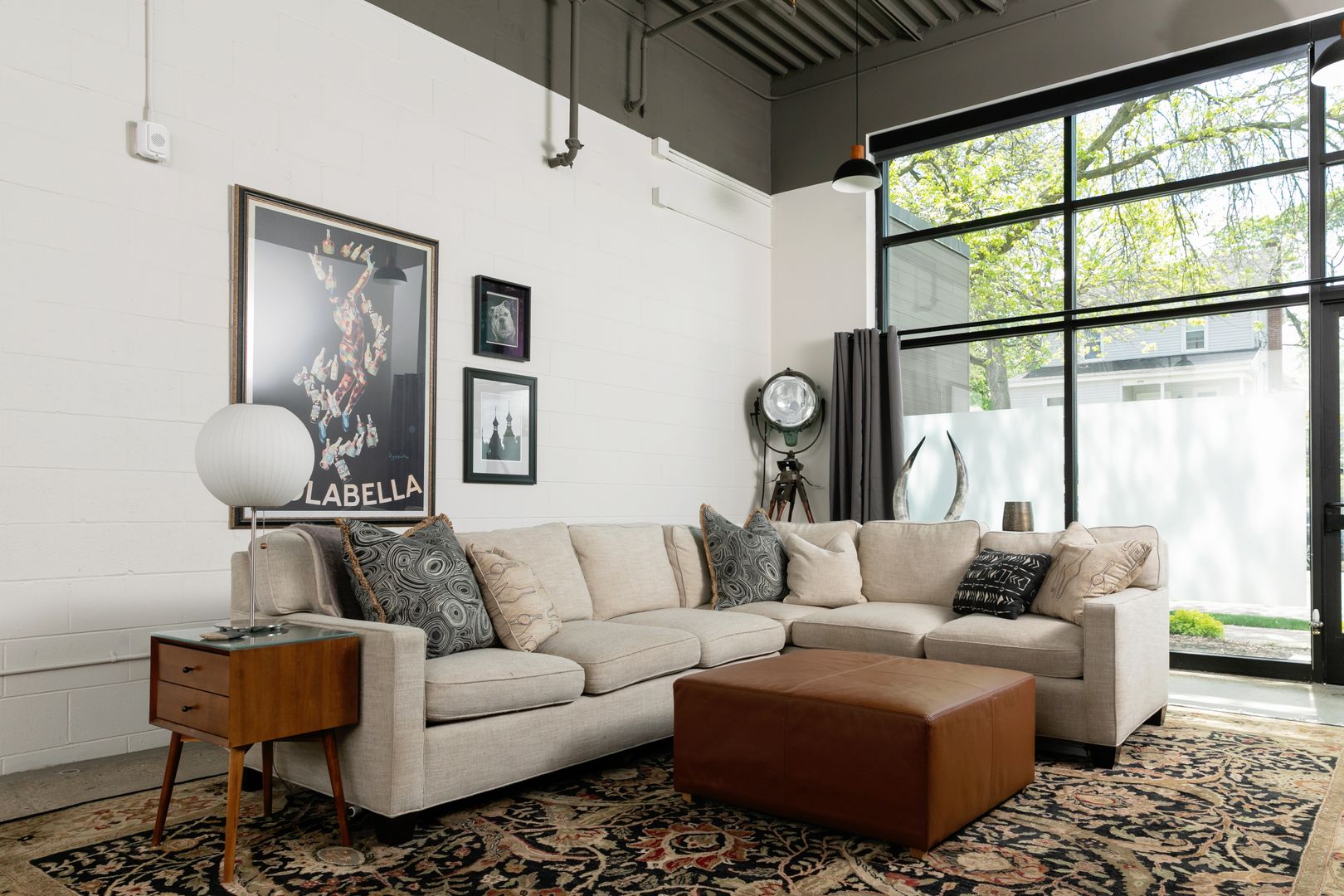 Grand Rapids Apartment: 851 Fulton St W