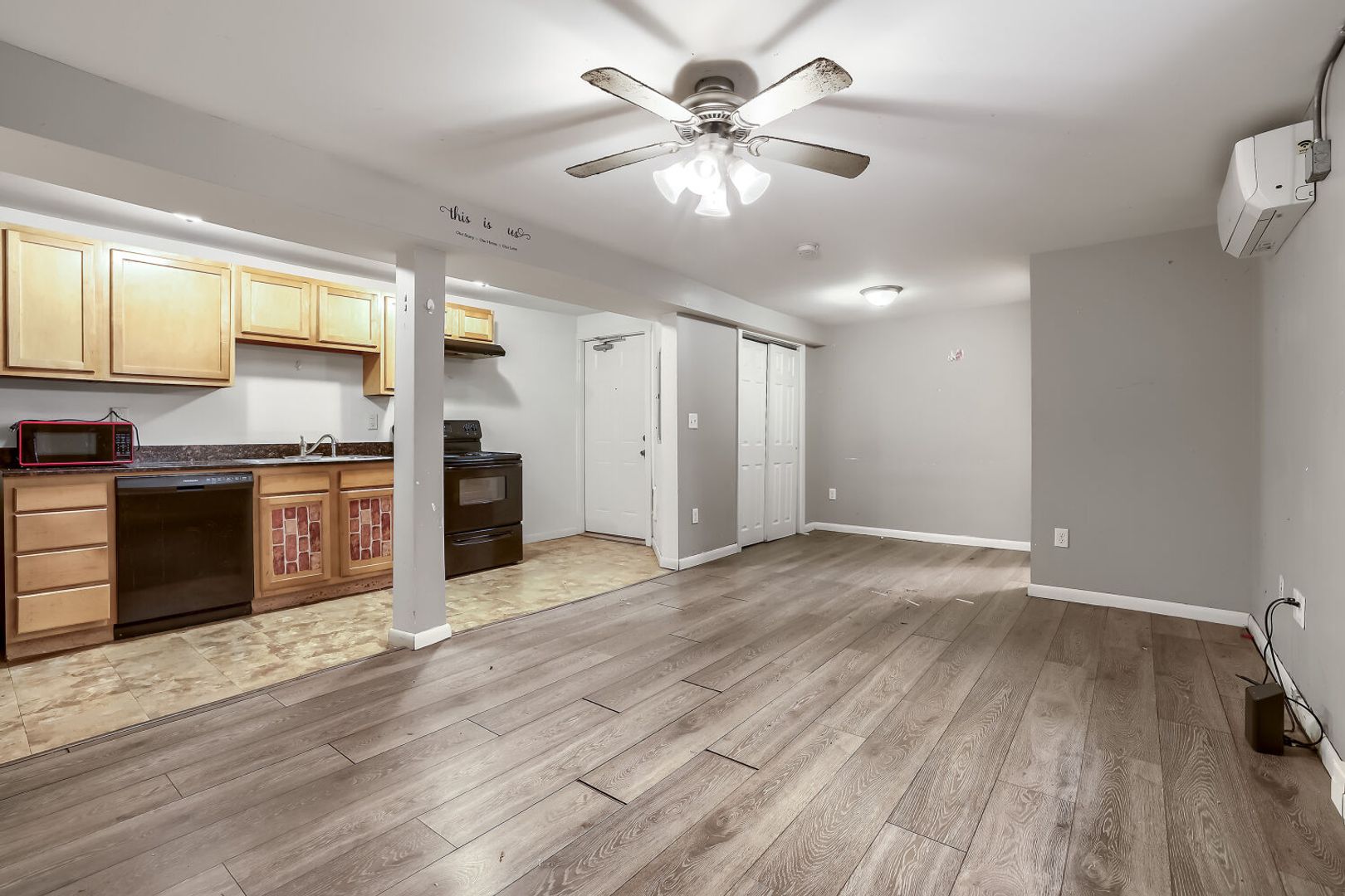 Minneapolis Apartment: 2625 3rd Ave S