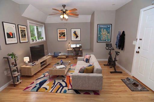 Spacious, fully renovated 2BR with high ceilings, new appliances and AC! – photo 1