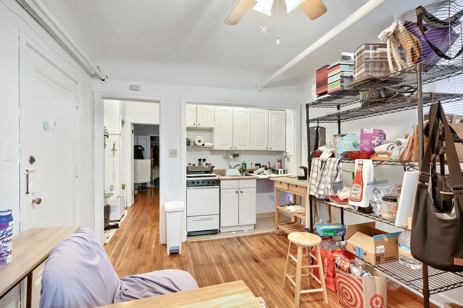 St Paul Apartment: 960 Goodrich Ave