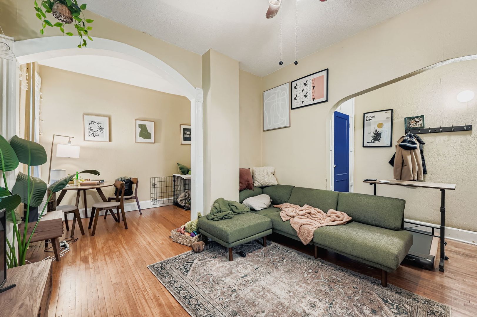 Minneapolis Apartment: 3118 Pleasant Ave