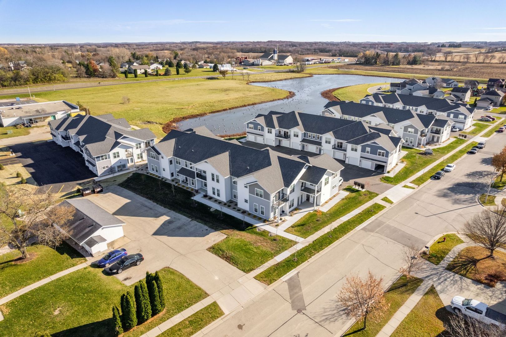 Deerfield Apartment: 604 Autumn Wood Parkway