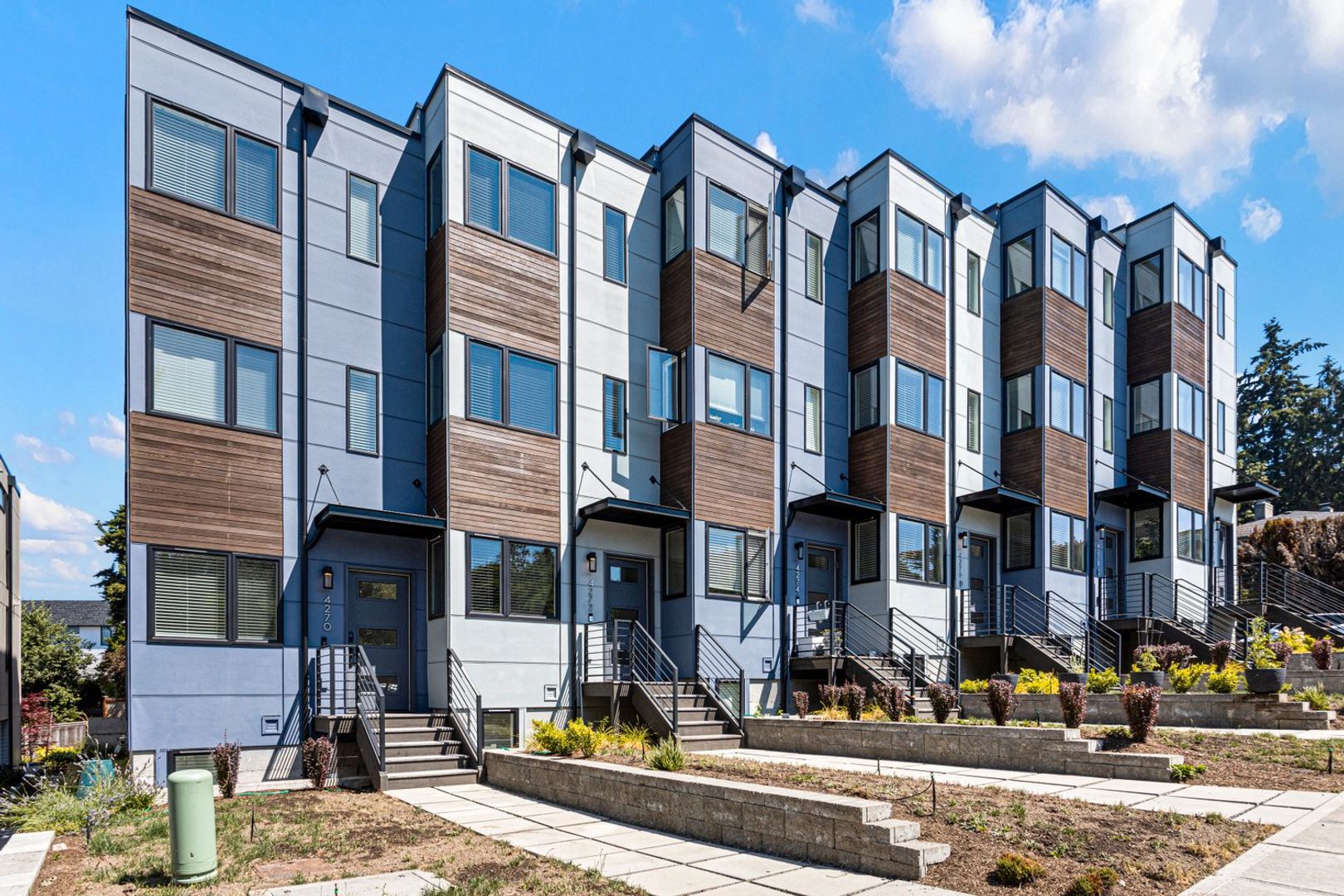 Seattle Apartment: 4270 NE 50th Street