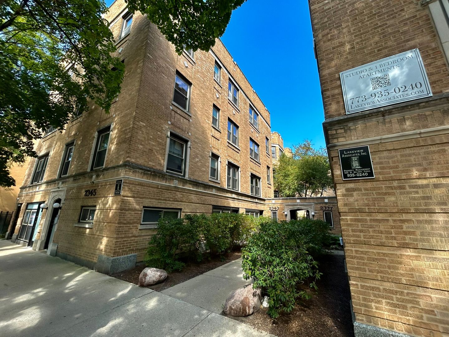 Chicago Apartment: 2339 N. Geneva