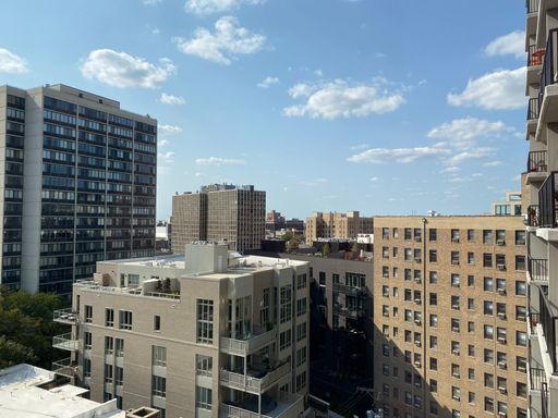 Studio Apartment in Lincoln Park! – photo 1