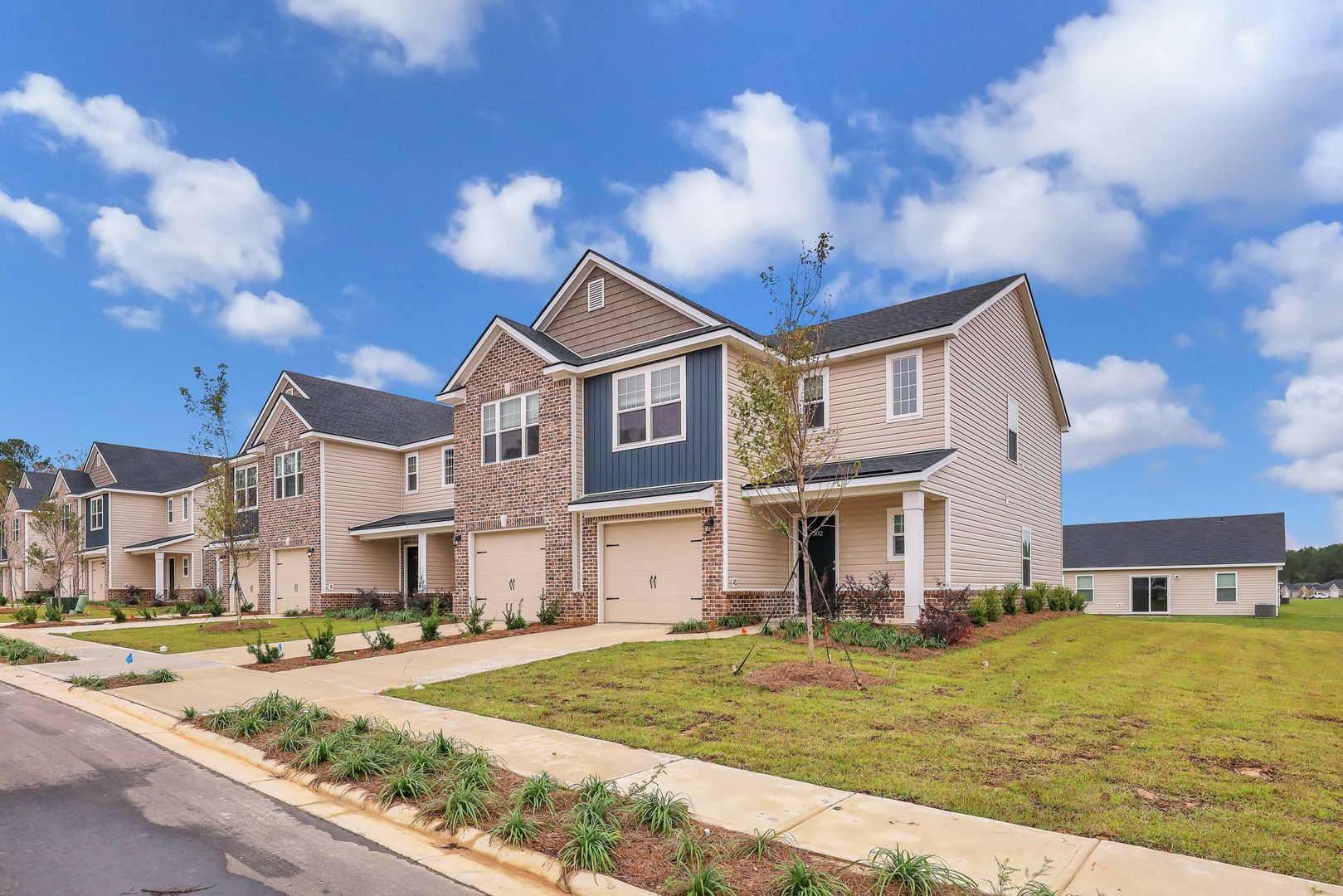 Statesboro Townhome: 201 Vinesville Ct