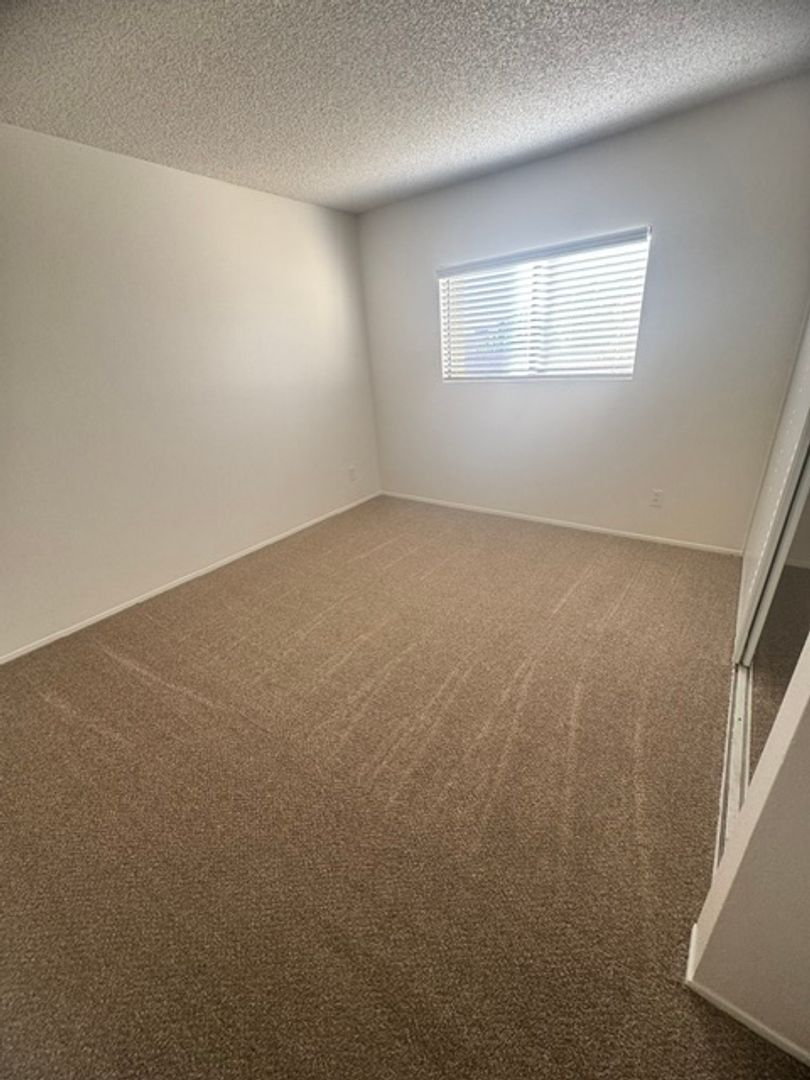 Valley View Village Apartments 6 of 12