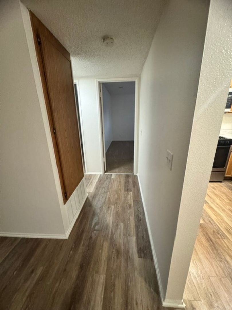 Valley View Village Apartments 12 of 12