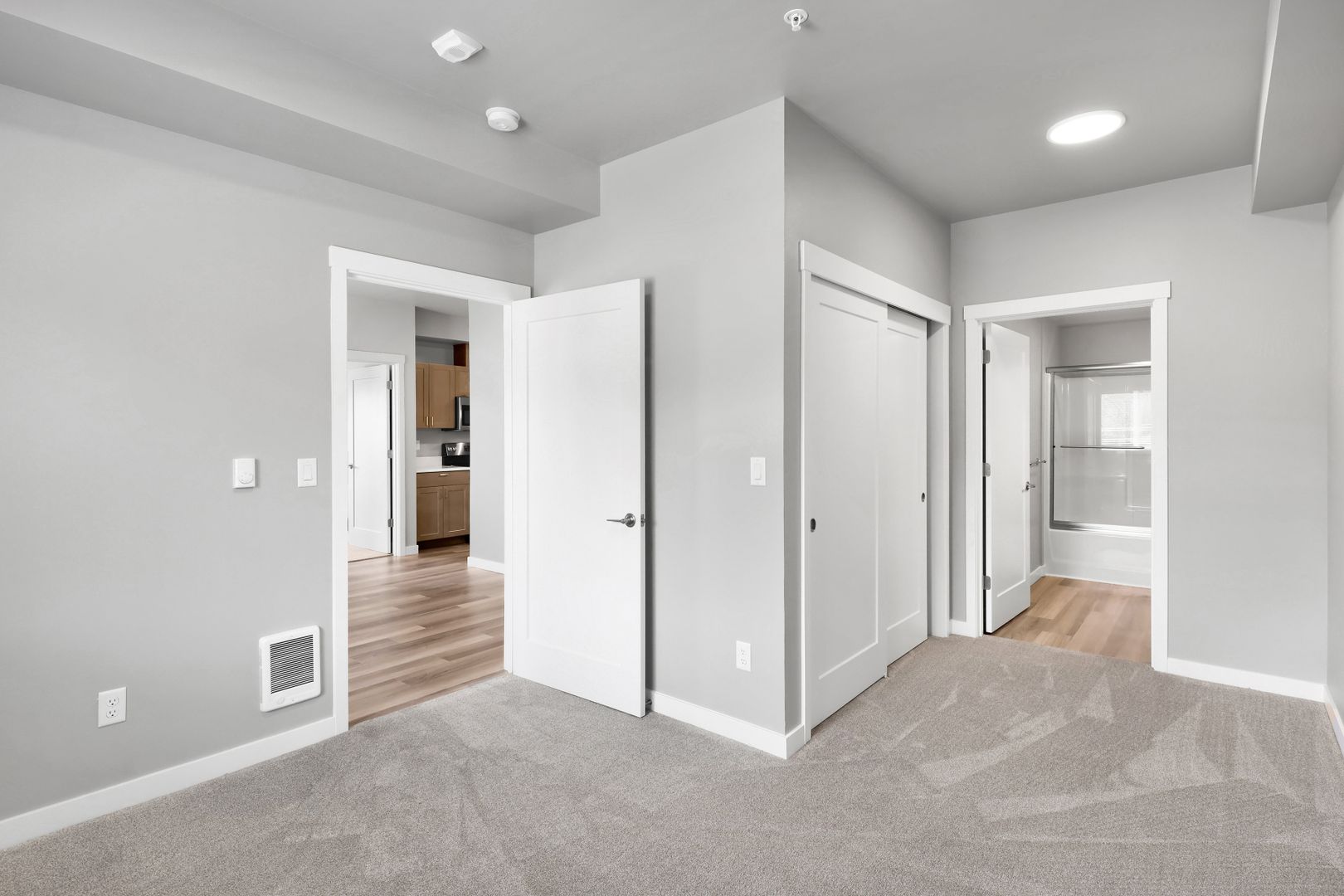 Bellingham Apartment: 4265 Creston Way