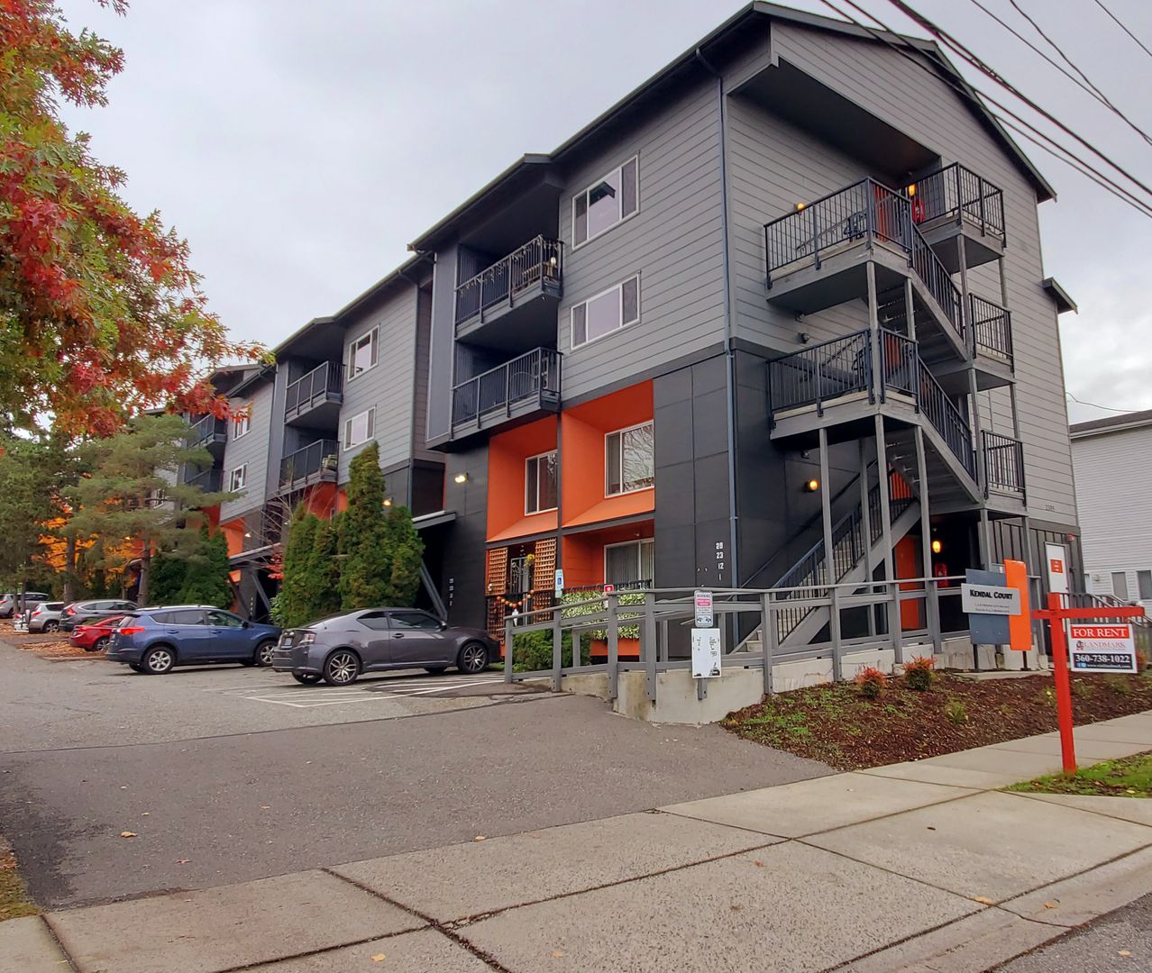 Bellingham Apartment: 2305 Douglas Avenue