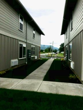 408 Front Street -C, Sumas, WA 98295