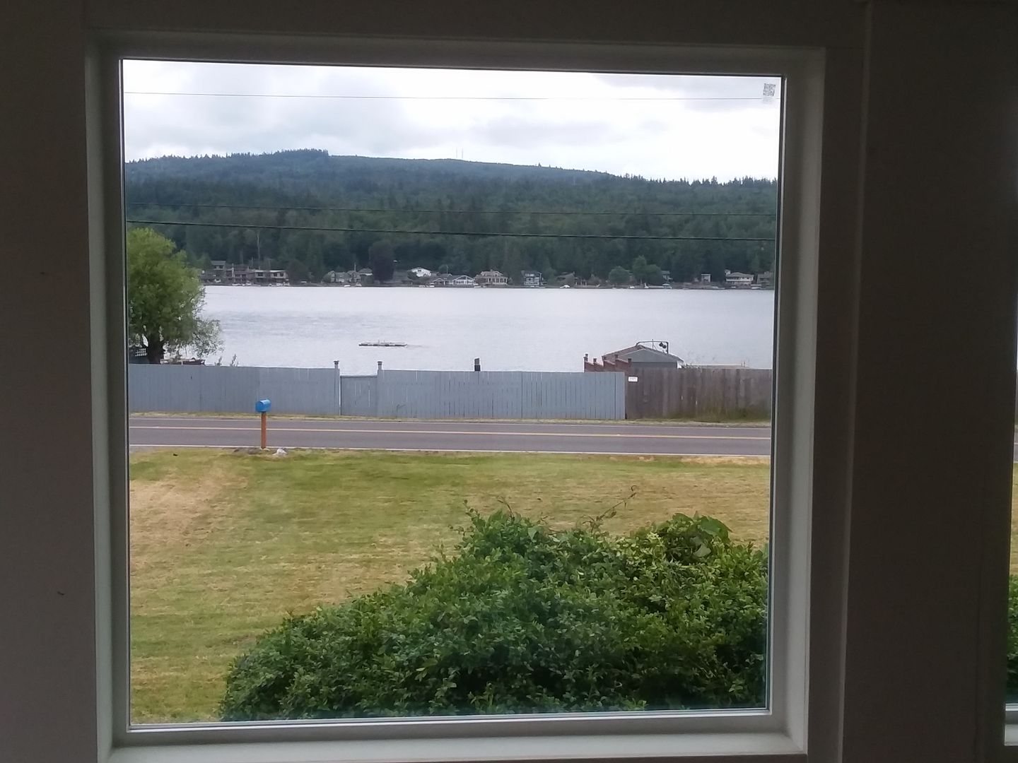 Bellingham House: 2889 Lake Whatcom Blvd