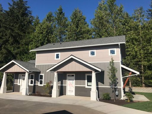 3 Bedroom, 2.5 Bathroom Duplex Unit at Salmonberry, Lynden's Best Community! – photo 1