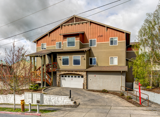 Everything You Need. All Right Here! 3 Bed 2 Bath in a Controlled Access Bldg! – photo 1