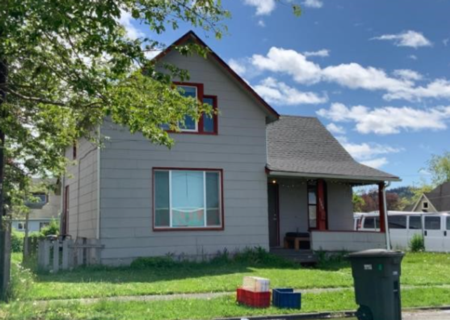 Bellingham House: 2006 J Street