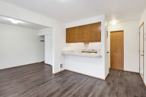 Limited-Time Offer: $25 Application Fee, Apply Today! Beautiful 1 Bed Preleasing in Happy Valley Neighborhood! – photo 1