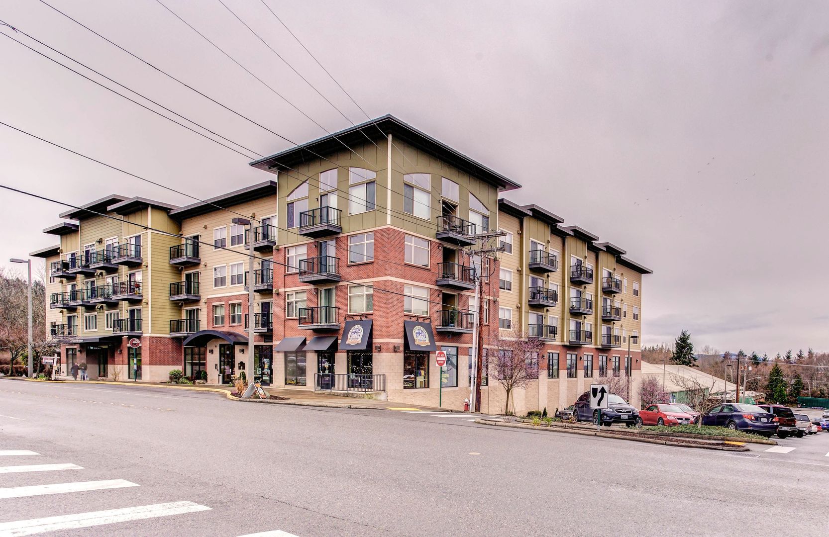 Bellingham Apartment: 1440 10th Street