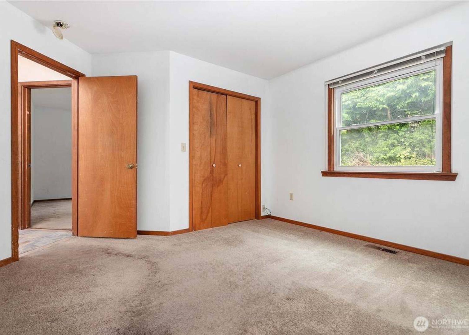2526 Vining St 20 of 32
