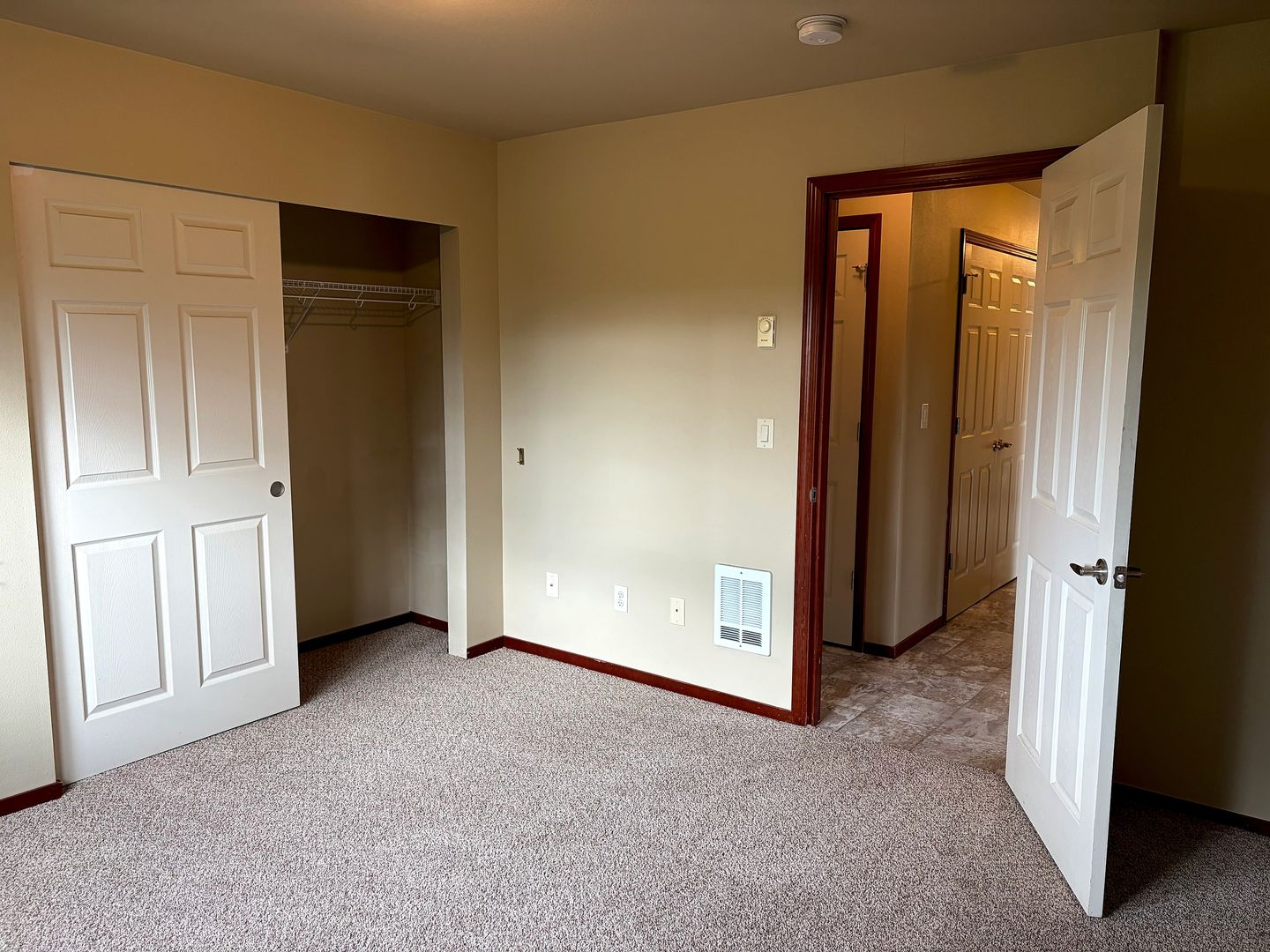 Windsor Place Apartments 7 of 12