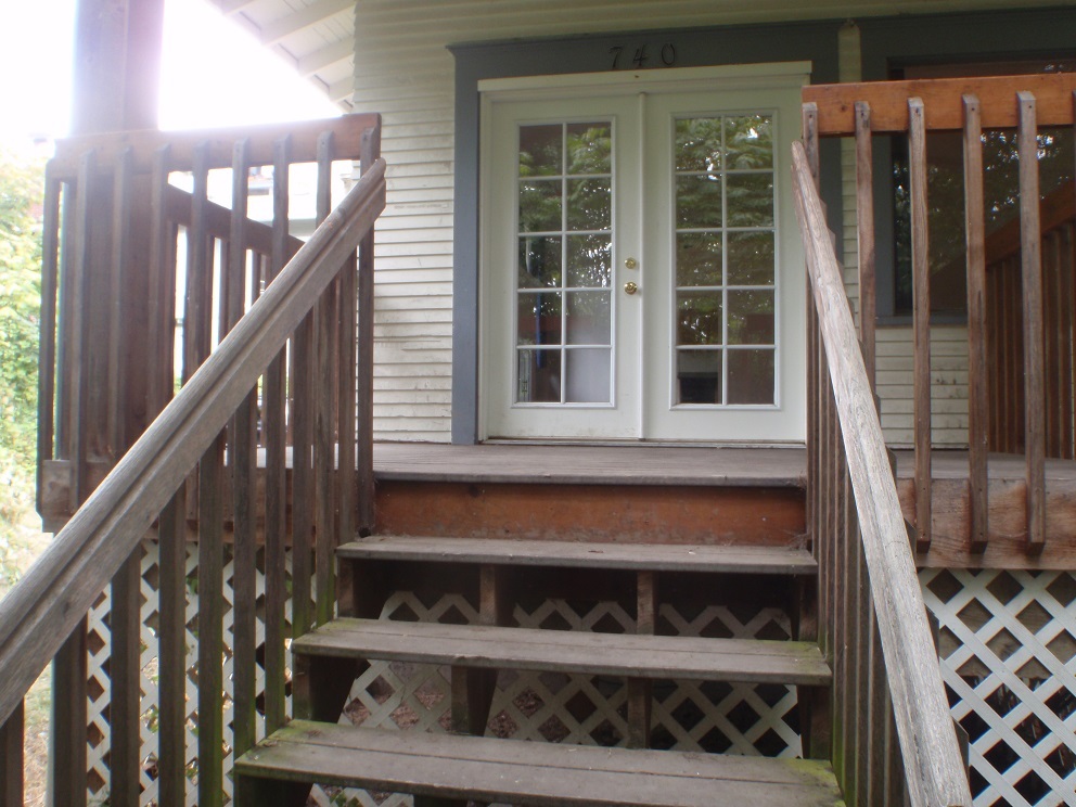 Bellingham House: 740 N. Forest Street