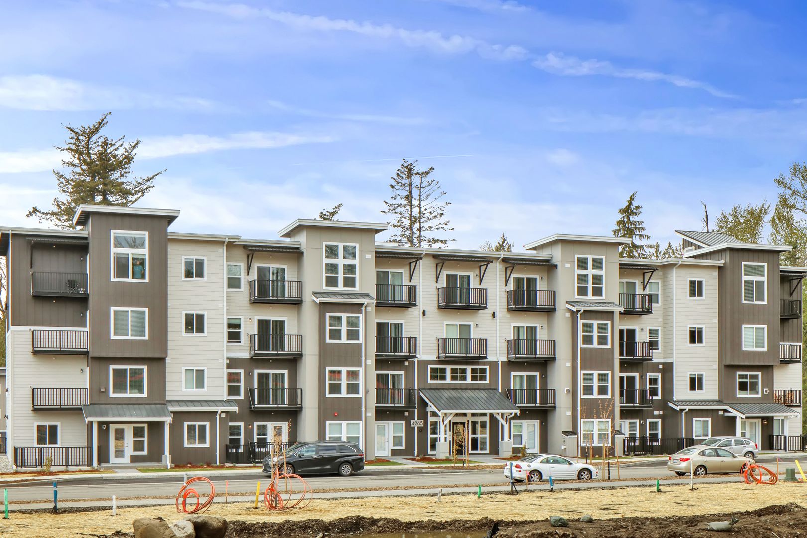 Bellingham Apartment: 4265 Creston Way
