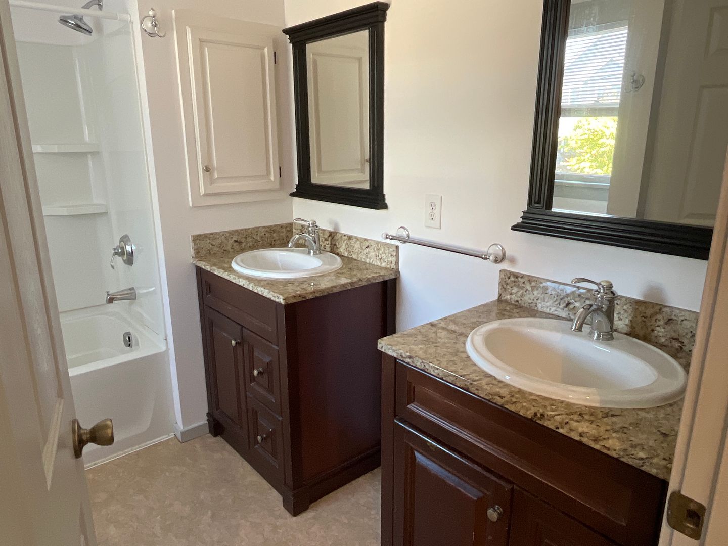 511 E. Chestnut Street 12 of 12