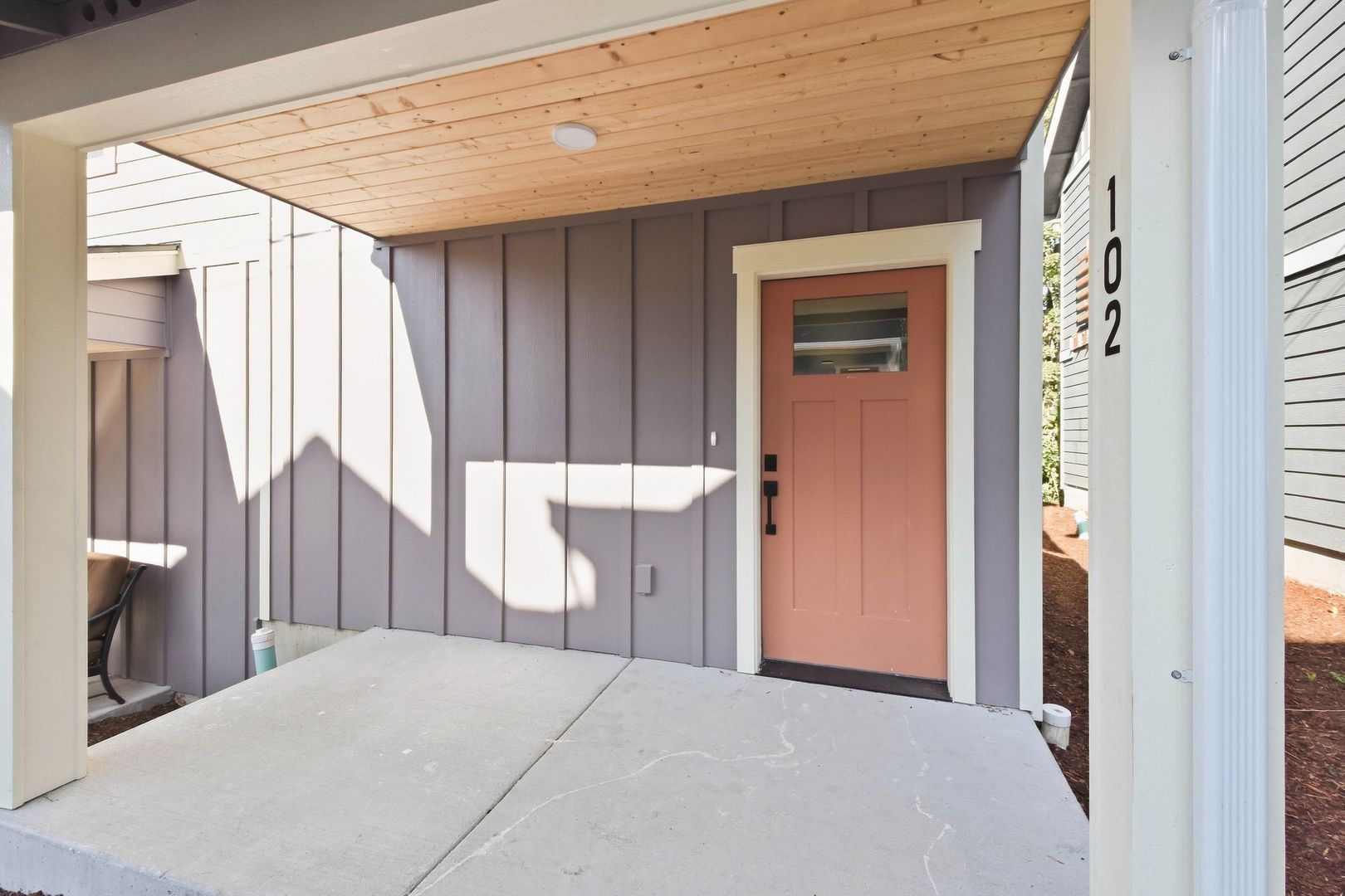 Bellingham Apartment: 1019 Jersey Street