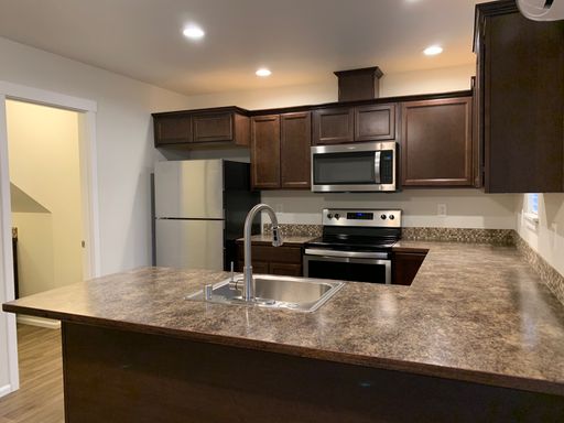 *First Full Month Rent-Free* 3 Bed, 2.5 Bath, Your New Ferndale Home Awaits! – photo 1