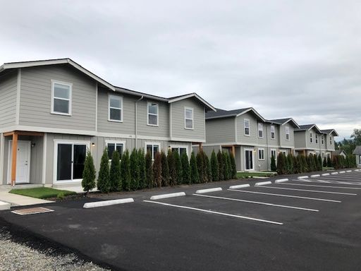 408 Front Street -C, Sumas, WA 98295