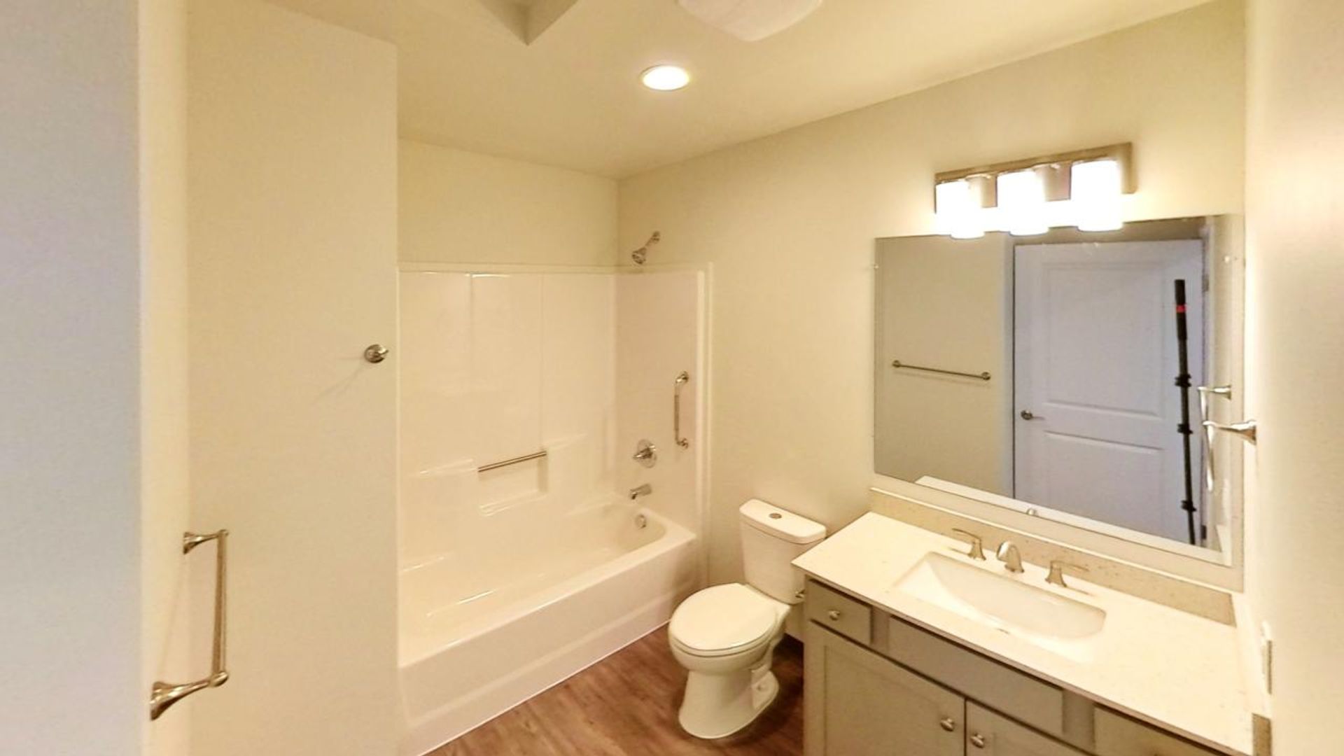 McKenzie Square Apartments 7 of 13