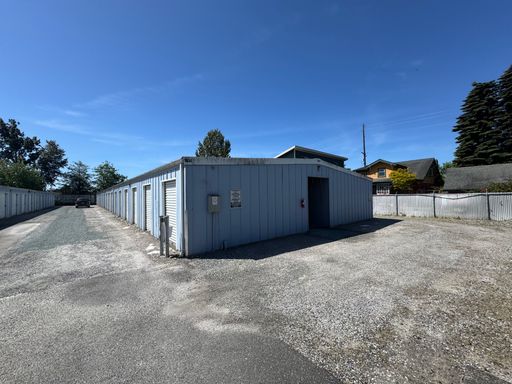 Bennett Storage, 8 x 10 Storage, Roll Up Door