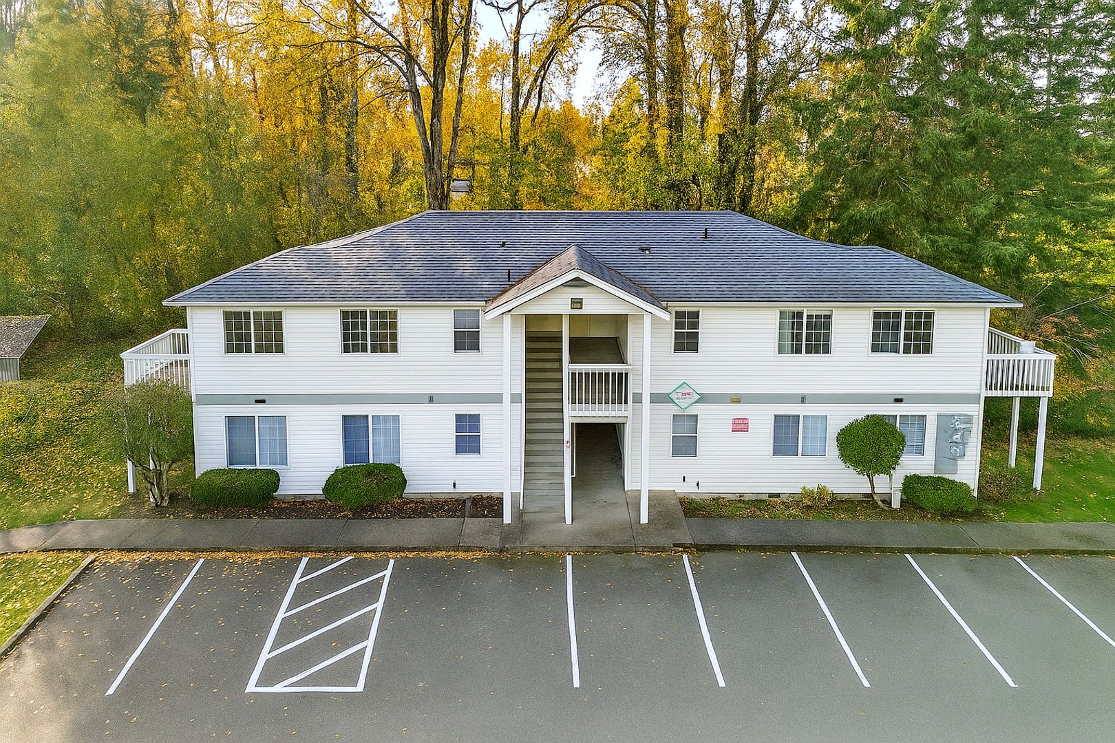 Bellingham Apartment: 3167 Studio Lane