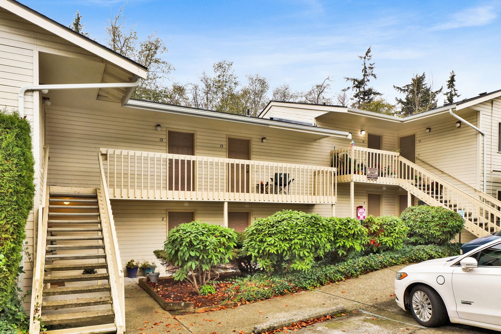 Bellingham Apartment: 2303 Taylor Ave