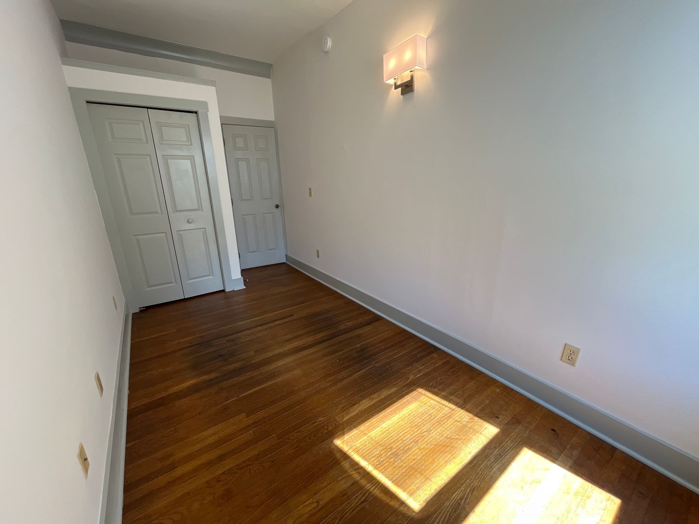 511 E. Chestnut Street 9 of 12