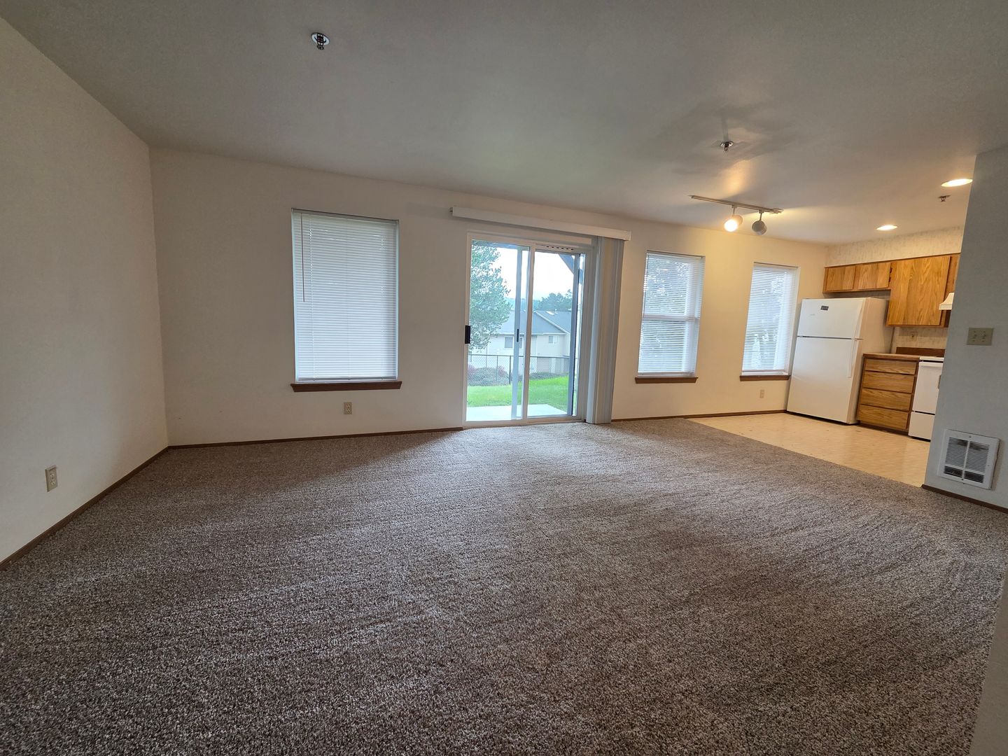 Bellingham Apartment: 910 20th Street