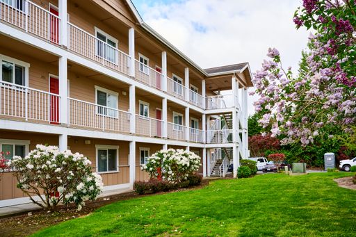 Charming One Bedroom at Garden Grove Townhomes!