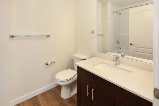 408 Front Street -C, Sumas, WA 98295