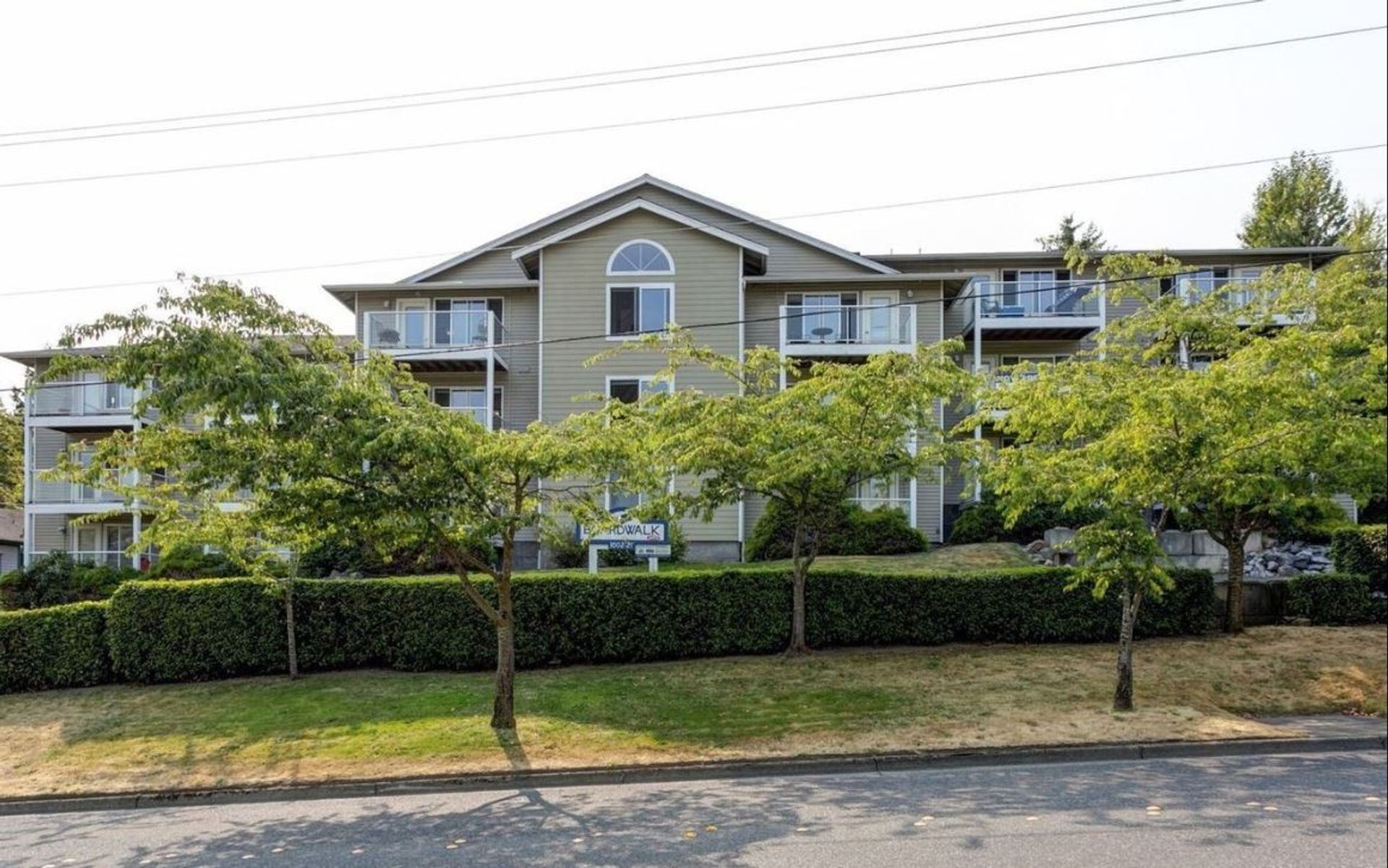 Bellingham Apartment: 1002 21st Street