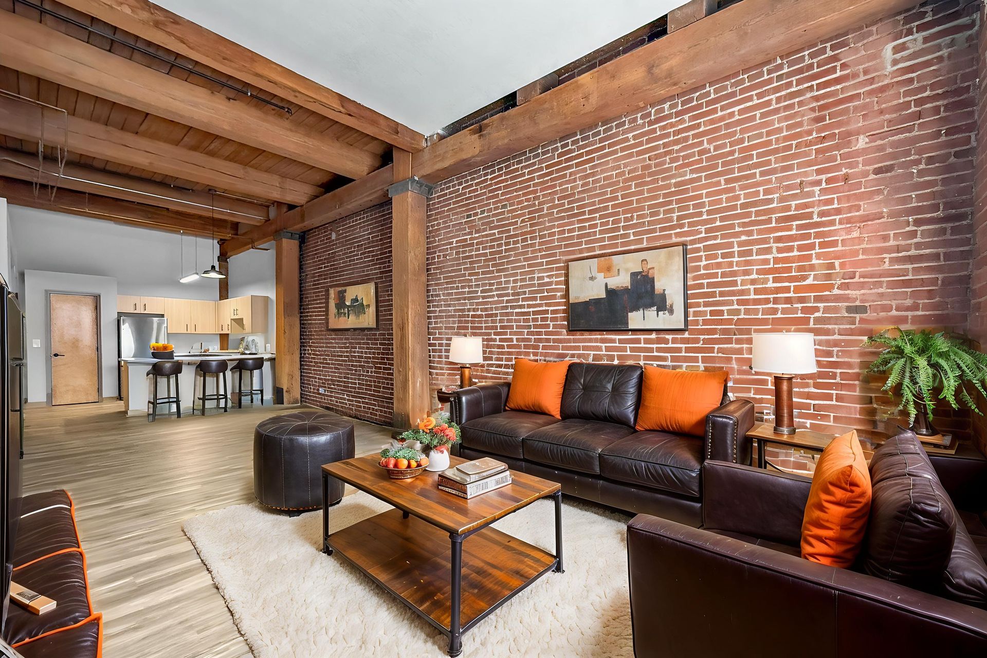 Kansas City Apartment: 1601 Walnut St