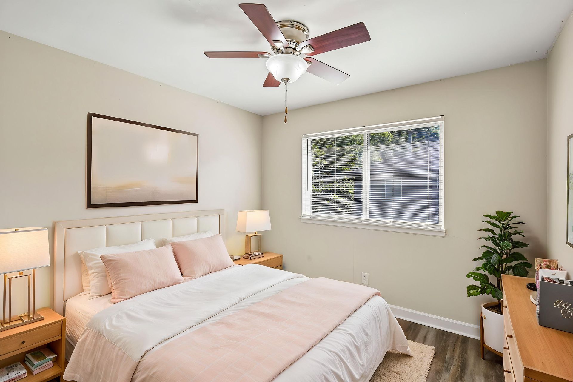 Parkville Apartment: 9203 NW 60th St