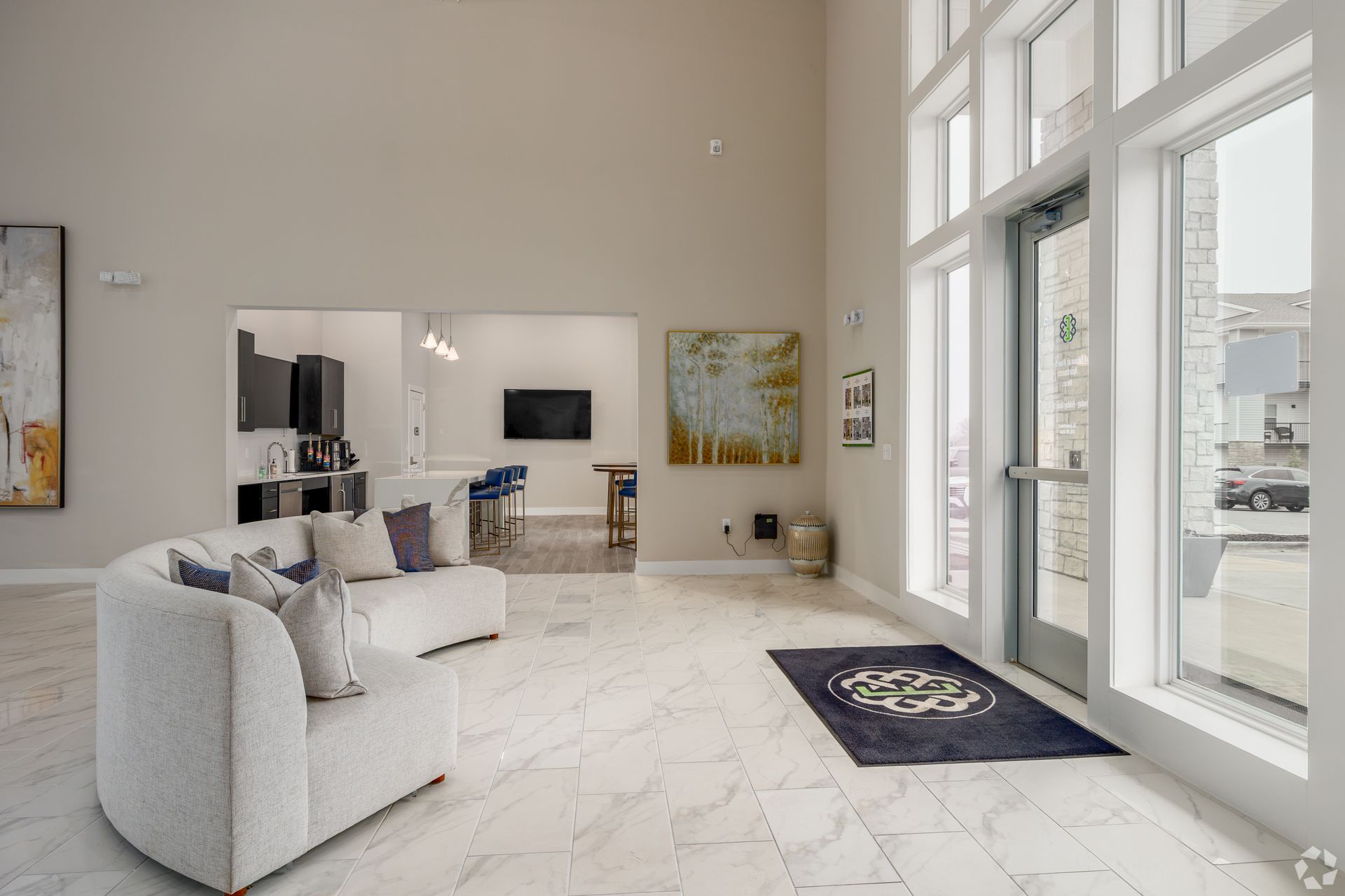 Blue Springs Apartment: 101 NW Mock Ave