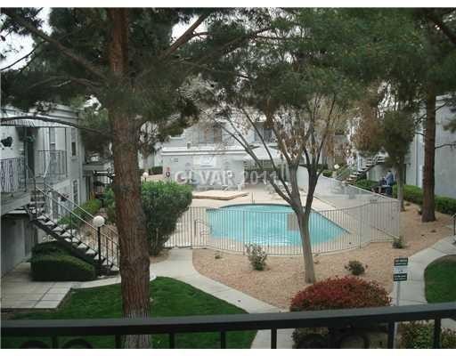 Las Vegas Condo: 3823 S. Maryland Pkwy