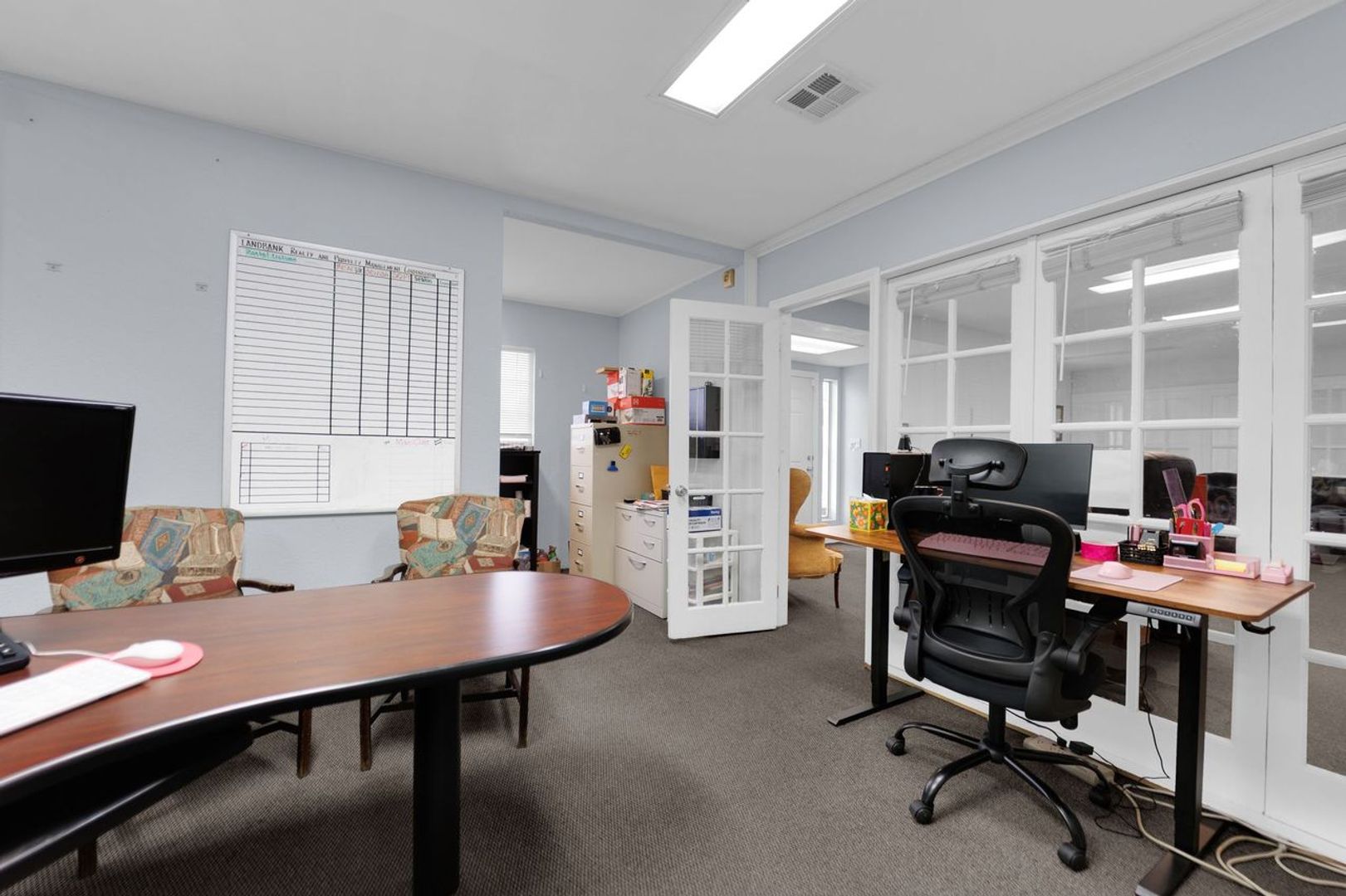 1404 S MARYLAND PARKWAY - OFFICE RENTAL 8 of 12