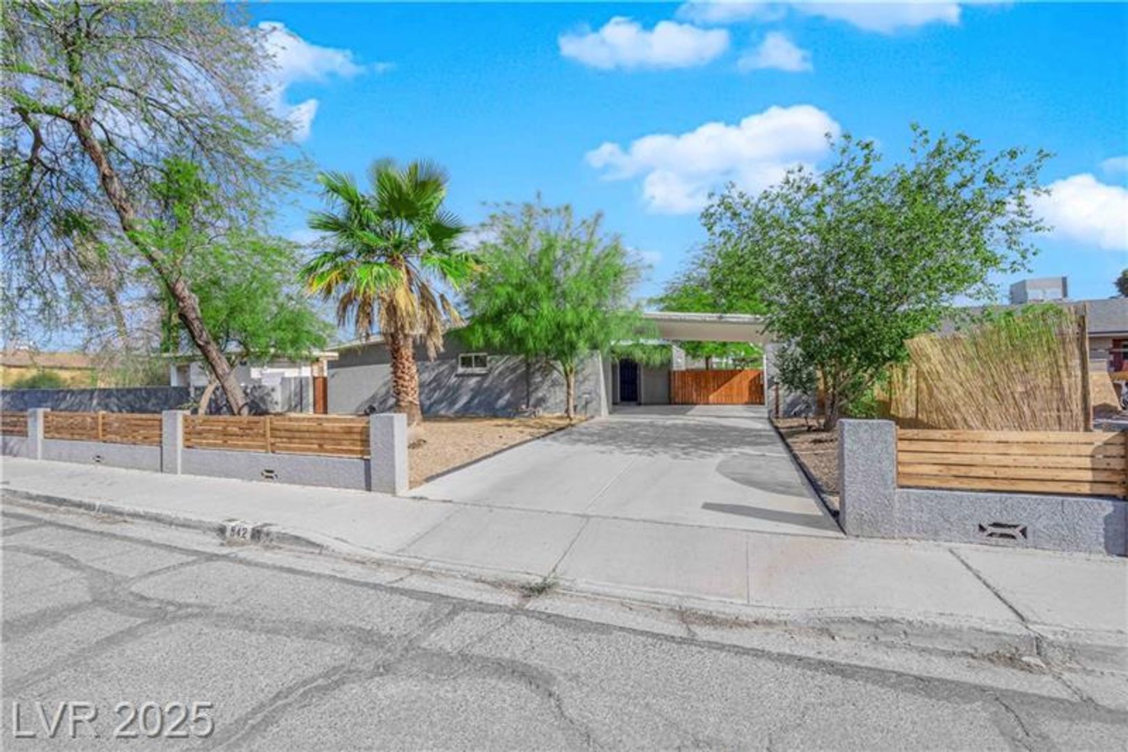 LAS VEGAS House: 942 WESTMINSTER AVENUE